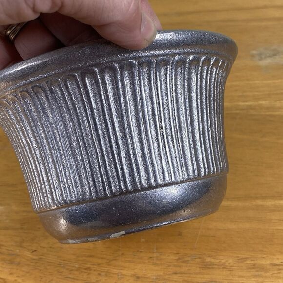 Wilton Pewter Bowl/ Flower Pot 3" Tall x 5" Top Diameter Metal Kitchenware - Picture 6 of 10